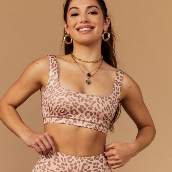 Other - NWOT Tan+Lines sports bra